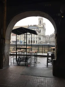 L’Alsacien Besançon à Besançon