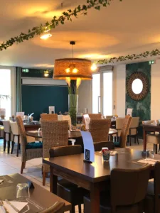 HOTEL-RESTAURANT COUSSEAU à Parentis-en-Born