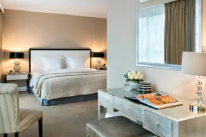 Warwick Paris à Paris