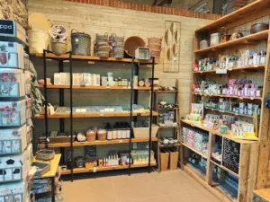 Le hangar par Morgane à Ploërmel