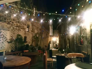 Restaurant La Cour De Saint-Pierre à Montluçon