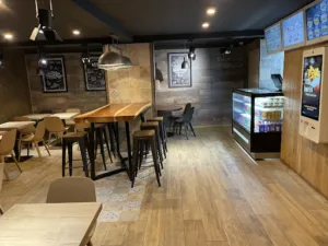 Le 607 Petit Couronne à Petit-Couronne