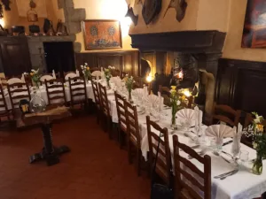 AUBERGE DU CHÂTEAU CAVEAU DU GAYCOEUR à Châteaugay