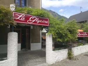 La Glycine à Montmélian