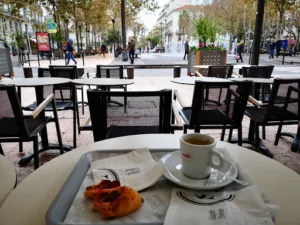 Sarah Baker à Antibes