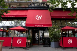Le Wepler à Paris