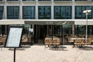DS Café La Défense à Puteaux