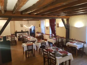 La Croix blanche à Levet