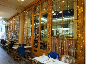 Le Bougainville à Paris