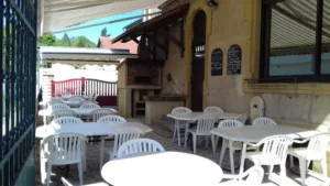 Bar resto zen de la poste à Châtel-Saint-Germain