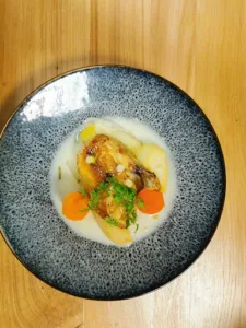 A DEUX MAINS à Tours