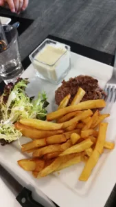 Restaurant Le Warm Up à Levet