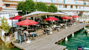 Le Bistrot du Ponton à Talloires