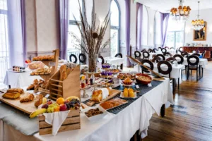 Grand Hôtel Gallia & Londres Bike & NUXE Spa à Lourdes