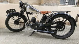 Rent event vintage café restaurant à Le Chambon-Feugerolles