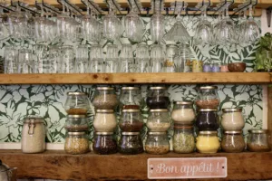 Comme Un Cheveu Sur La Soupe / Les Gens Heureux à Caen