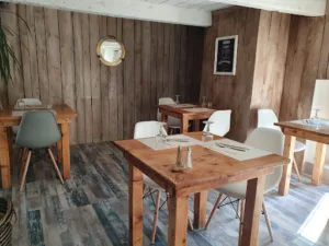 l’entre terre et mer à La Destrousse