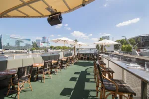 La Barge à Issy-les-Moulineaux