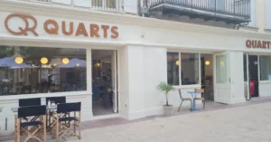Quarts coffee kitchen à Agen