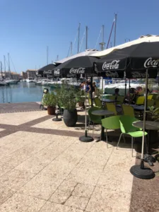 Snack 1953 à Fréjus