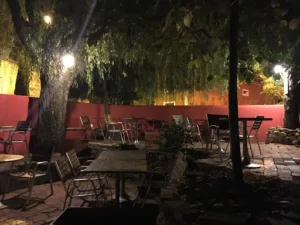 L’entre2 à Saint-Paul-Trois-Châteaux