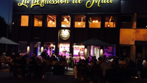 La Permission De Midi à L'Étrat