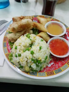 Chez San à Saint-Priest