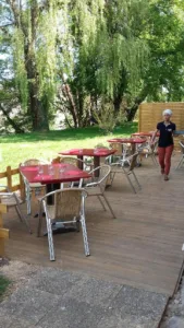 La Guinguette à Coulanges-sur-Yonne