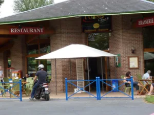 Oasis Cuban Cafe à Annay