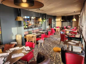 CONSTANT « Bar à bières et à manger » à Lanester