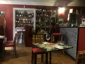 Entre 2 Vins à Antibes