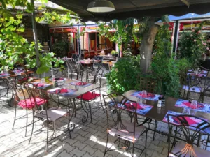 Au Buf qui Fume à Robion