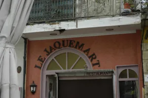 Le Jacquemart. à Avignon