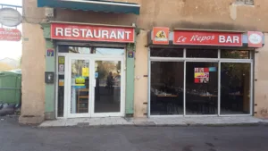 Bar Restaurant Le Repos à Vitrolles