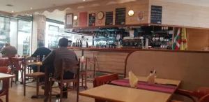 Le Bar à Bord à Mazères-Lezons