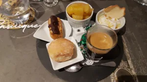 Cafe De La Basilique à L'Épine