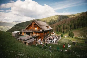 Chalet hôtel restaurant Le Pi-Maï à La Salle-les-Alpes