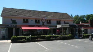 Brit Hotel Bayeux le Relais de la Forêt à Montfiquet