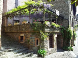 Hotel Sainte Foy à Conques-en-Rouergue