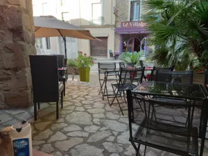 Le Village à Saint-Chinian