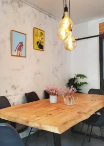 YELLOW BIRD à Clichy