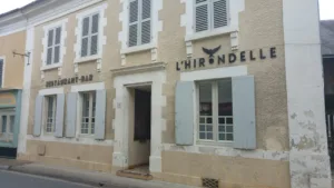 L’Hirondelle à Lignières