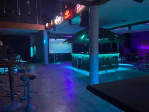 NAKAMAL à Six-Fours-les-Plages