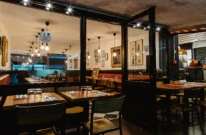 Le Comptoir des Puces à Saint-Ouen-sur-Seine