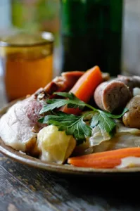 Au Char à Bancs, Ferme Auberge Crêperie à Plélo en Bretagne à Plélo