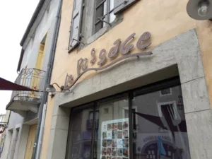 Le Pas Sage – Restaurant – Bar à Tapas- Bar à vins- Gîtes et Chambre d’Hôtes à Carcassonne