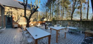 La terraza à Saint-Grégoire