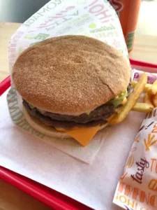 Mchicken (food chicken) à Le Controis-en-Sologne