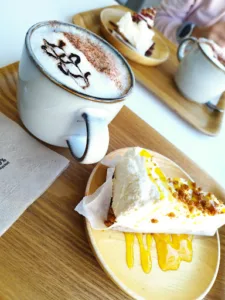 Latte Coffee à Montreuil