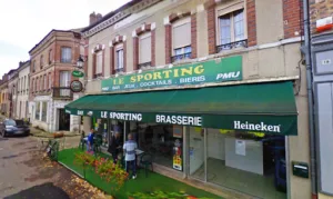 Le Sporting Bar à Villeneuve-l'Archevêque